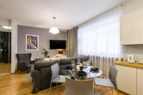Отель EUROPA22 Old Town Stare Miasto Warszawa NIEmasowość QUALITY Klasa PREMIUM 24 hour BON TURYSTYCZNY Netflix WiFi Faktury PARKING  Варшава